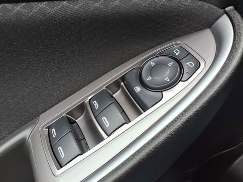 Used 2025 Chevrolet Malibu LT FWD image 16