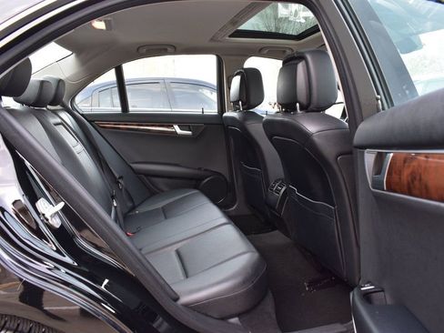 Used 2013 Mercedes-Benz C 300 4MATIC Sedan image 20