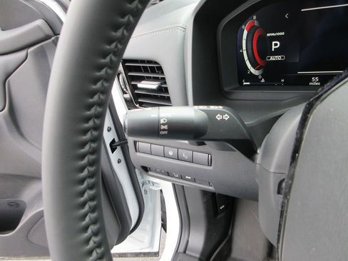 New 2026 Nissan Rogue Platinum w/ Platinum Premium Package AWD/4WD image 25