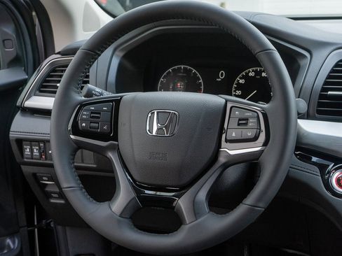 New 2026 Honda Odyssey Touring image 19