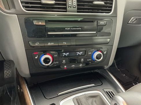 Used 2017 Audi Q5 2.0T Premium Plus w/ Technology Package image 29