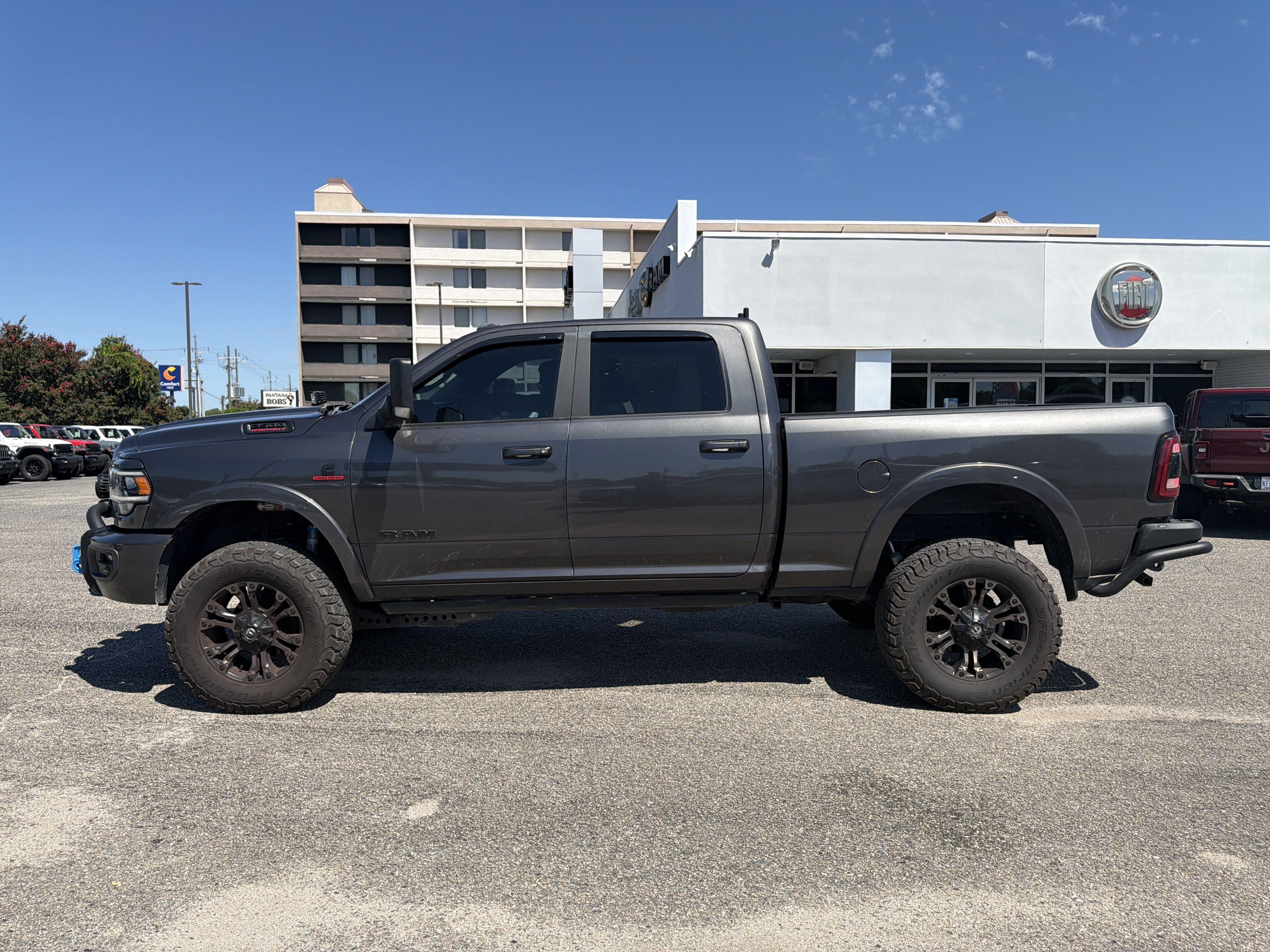 Used 2022 RAM 2500 Laramie AWD/4WD image 6