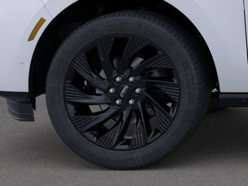 New 2026 Lincoln Navigator L Reserve AWD/4WD image 17