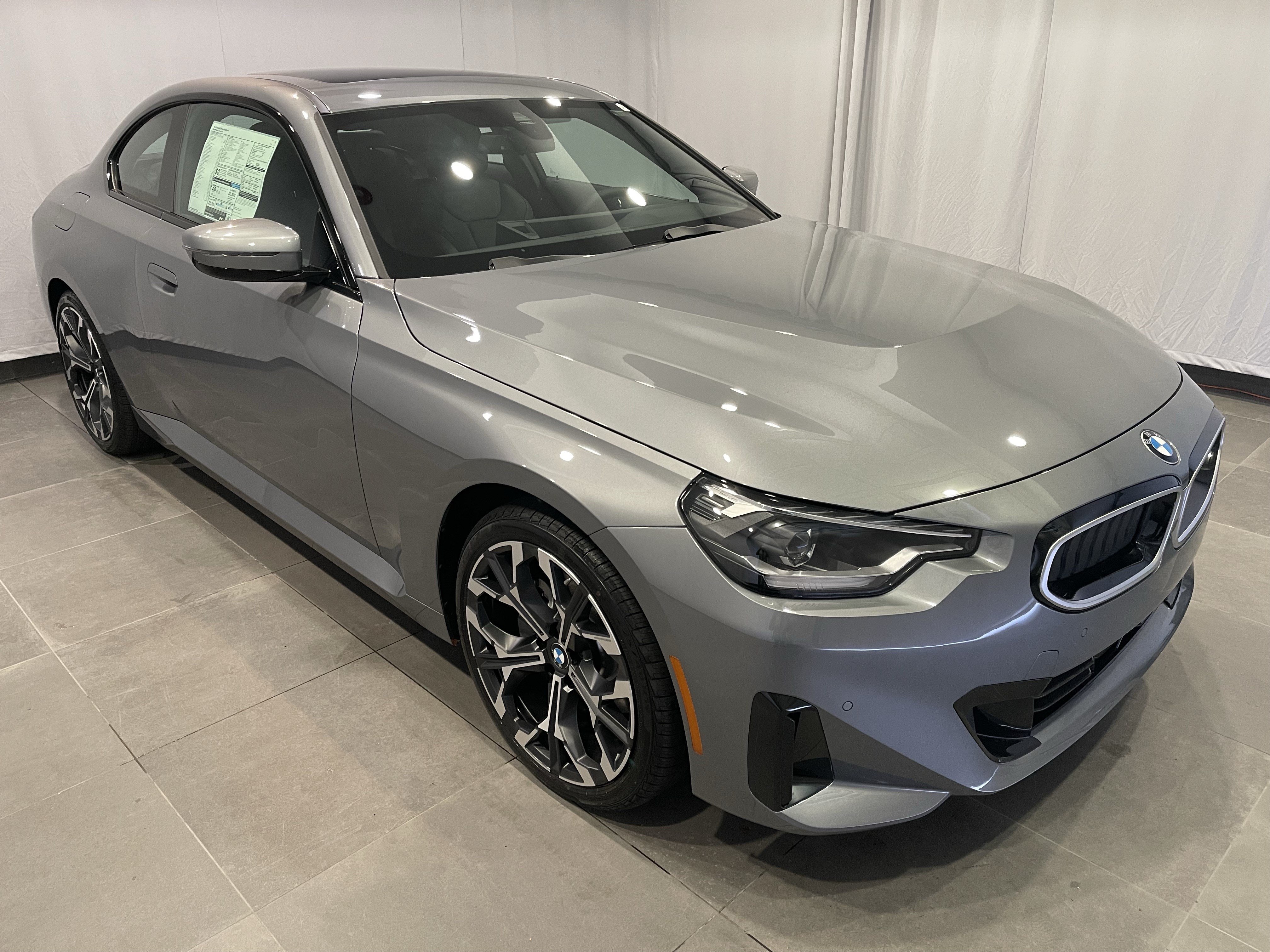 Used 2026 BMW 230i xDrive Coupe w/ Convenience Package AWD/4WD image 3