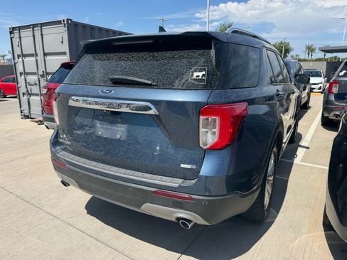 Used 2020 Ford Explorer Limited AWD/4WD image 4
