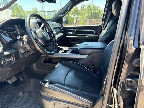 Used 2020 RAM 2500 Laramie w/ Night Edition AWD/4WD image 10