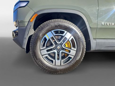 Used 2022 Rivian R1S Launch Edition image 15