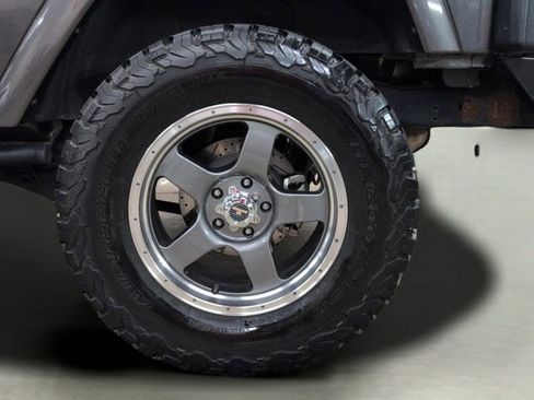 Used 2016 Jeep Wrangler Sport AWD/4WD image 21