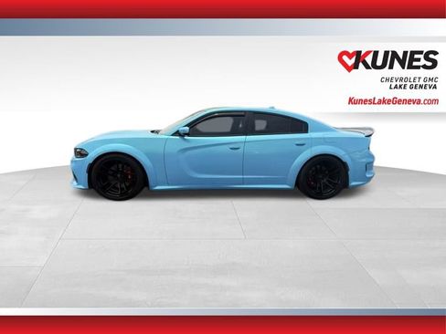 Used 2019 Dodge Charger Scat Pack w/ Plus Group RWD image 10