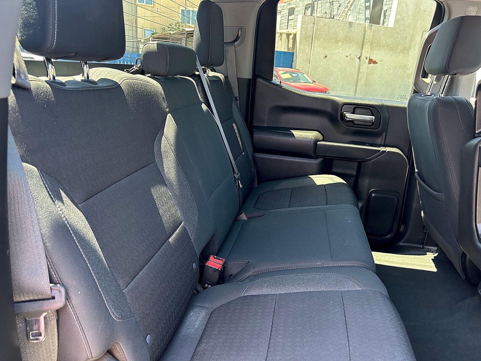 Used 2021 Chevrolet Silverado 1500 LT AWD/4WD image 28