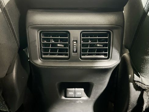 Used 2023 Toyota RAV4 XLE FWD image 19