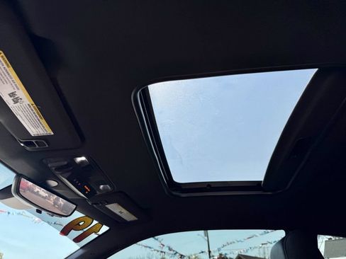 Used 2019 Chevrolet Camaro SS image 17