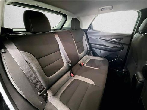 Used 2023 Chevrolet TrailBlazer LS FWD image 29