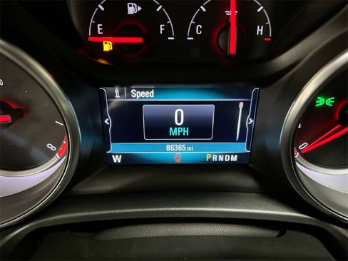 Used 2018 Buick Regal Essence w/ Driver Confidence Package #1 image 12