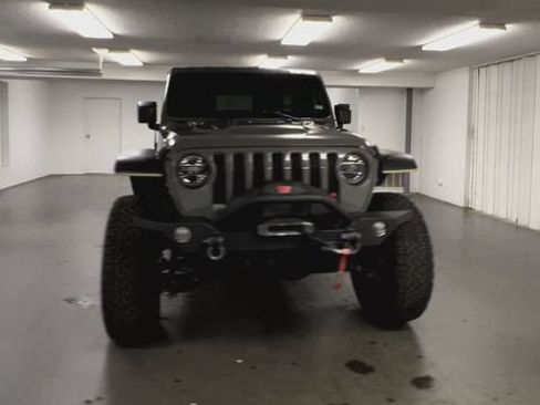 Used 2020 Jeep Wrangler Unlimited Rubicon w/ LED Lighting Group AWD/4WD image 3