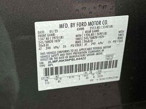 Used 2023 Lincoln Nautilus Reserve w/ Monochromatic Package image 34