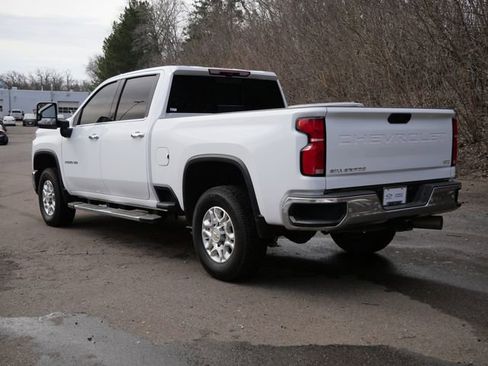 Used 2025 Chevrolet Silverado 2500 LTZ w/ LTZ Premium Package image 5
