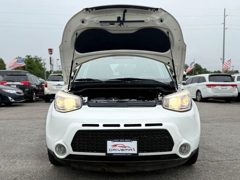 Used 2014 Kia Soul ! w/ Sun & Sound Package FWD image 14