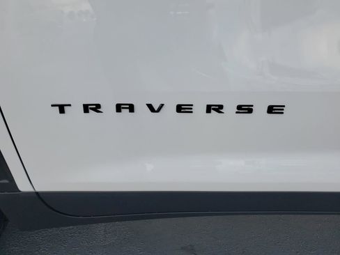 New 2026 Chevrolet Traverse LT w/ Midnight/Sport Edition image 7