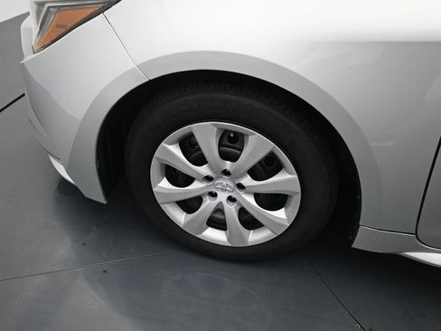 Used 2024 Toyota Corolla LE FWD image 16
