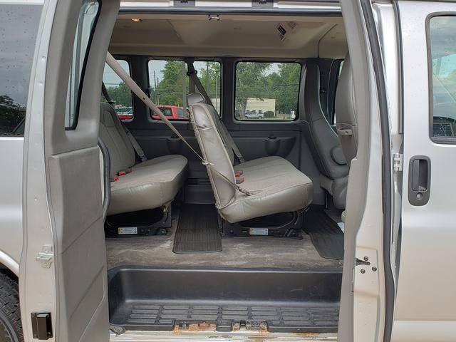 Used 2016 Chevrolet Express 2500 LS RWD image 12