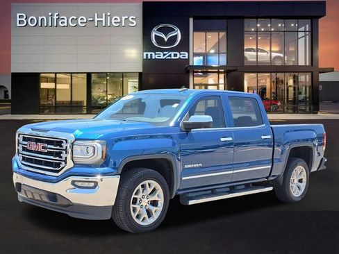 Used 2018 GMC Sierra 1500 SLT w/ SLT Premium Package RWD image 2