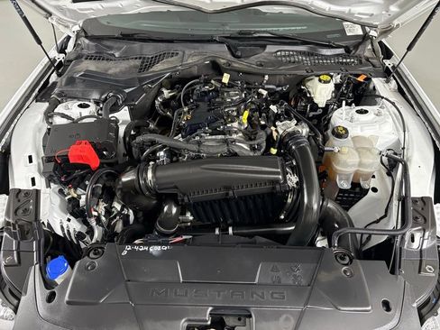 Used 2024 Ford Mustang Coupe RWD image 39