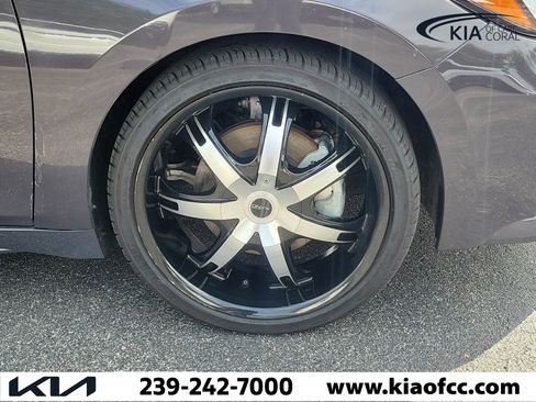 Used 2021 Nissan Maxima Platinum w/ 40th Anniversary Package FWD image 7