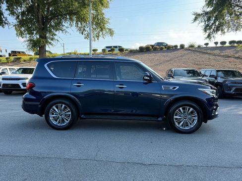 Used 2021 INFINITI QX80 Luxe w/ All-Season Package AWD/4WD image 6
