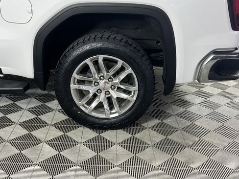 Used 2020 GMC Sierra 1500 SLT w/ SLT Premium Package image 11