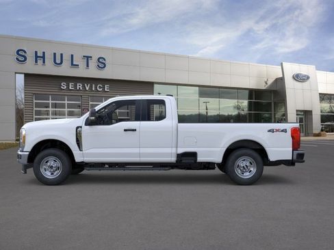 New 2026 Ford F250 XL w/ XL Chrome Package AWD/4WD image 3