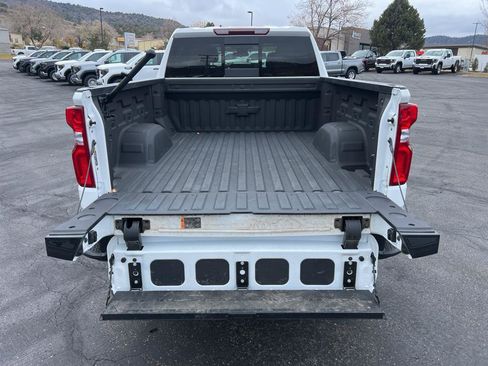 New 2025 Chevrolet Silverado 1500 LT Trail Boss w/ Dark Appearance Package AWD/4WD image 13