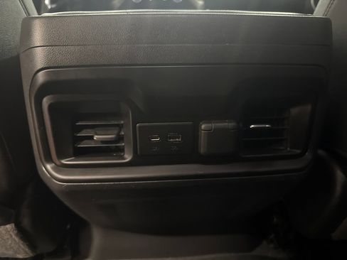 Used 2021 Chevrolet Silverado 1500 LT Trail Boss w/ Convenience Package II AWD/4WD image 13