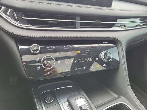 Used 2023 INFINITI QX60 Sensory w/ Vision Package image 18