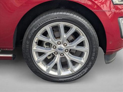 Used 2019 Ford Expedition Platinum image 23