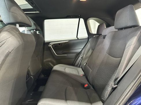 Used 2021 Toyota RAV4 SE w/ Weather & Moonroof Package AWD/4WD image 15