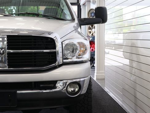 Used 2006 Dodge Ram 3500 Truck SLT w/ Quad Cab Big Horn Value Group AWD/4WD image 38