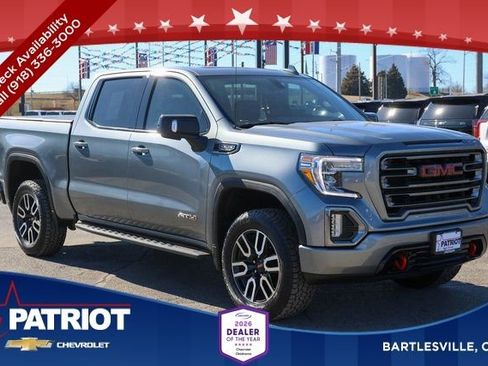 Used 2021 GMC Sierra 1500 AT4 w/ AT4 Preferred Package AWD/4WD image 1