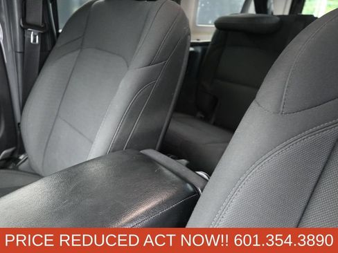 Used 2022 Jeep Wrangler Unlimited Sport AWD/4WD image 14