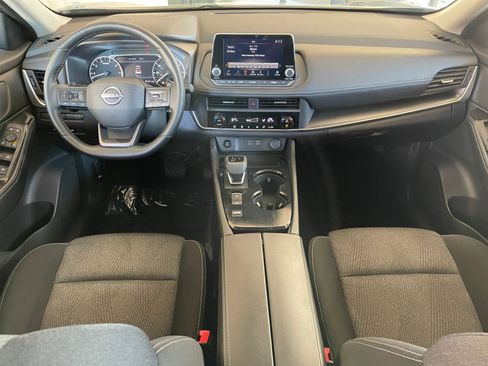 Used 2025 Nissan Rogue SV image 35