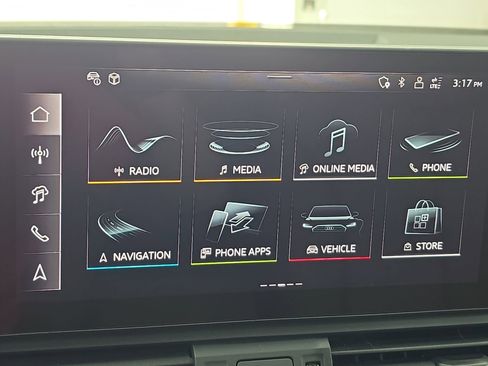 Used 2025 Audi Q5 e Premium Plus w/ Premium Plus Package image 21