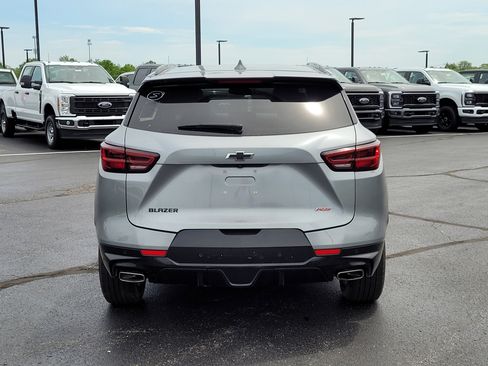 Used 2025 Chevrolet Blazer RS FWD image 5