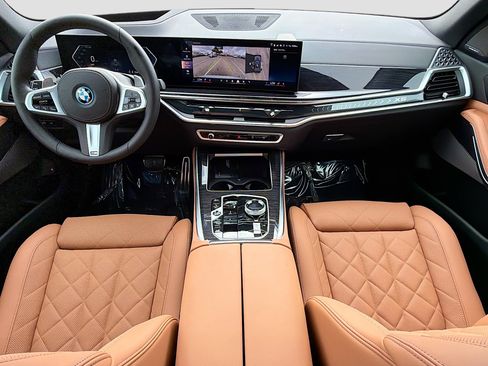 New 2026 BMW X5 xDrive50e w/ Executive Package image 16
