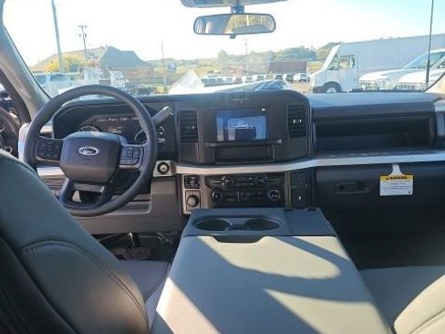 New 2026 Ford F350 XL w/ XL Chrome Package image 6
