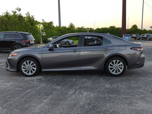 Used 2023 Toyota Camry LE image 8