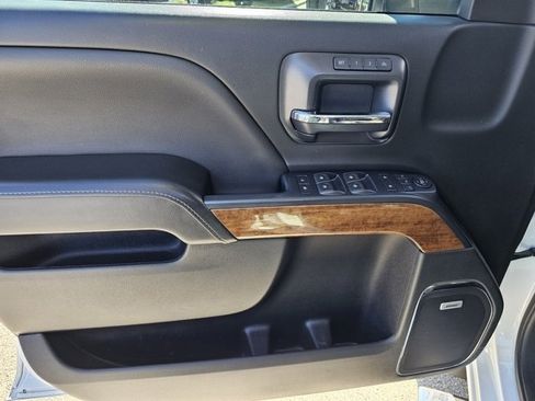 Used 2019 Chevrolet Silverado 3500 High Country w/ Duramax Plus Package image 18