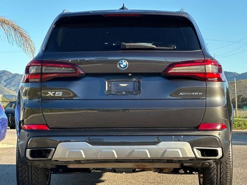 Used 2022 BMW X5 xDrive45e w/ Parking Assistance Package image 4