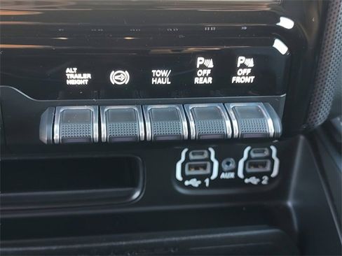 Certified 2022 RAM 2500 Limited image 21