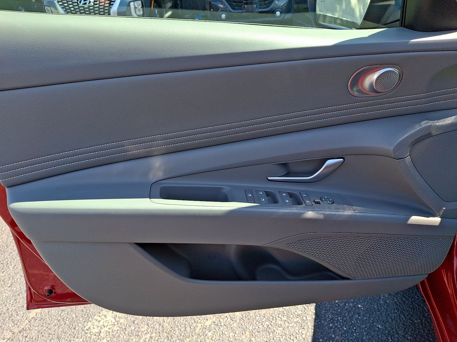 Certified 2025 Hyundai Elantra Sport FWD image 12