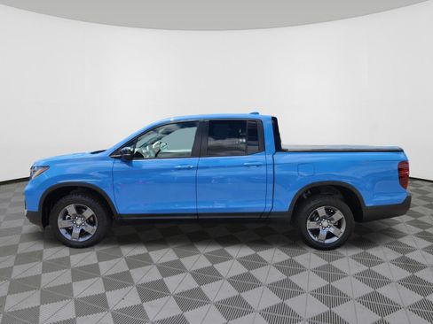 Certified 2025 Honda Ridgeline TrailSport image 5